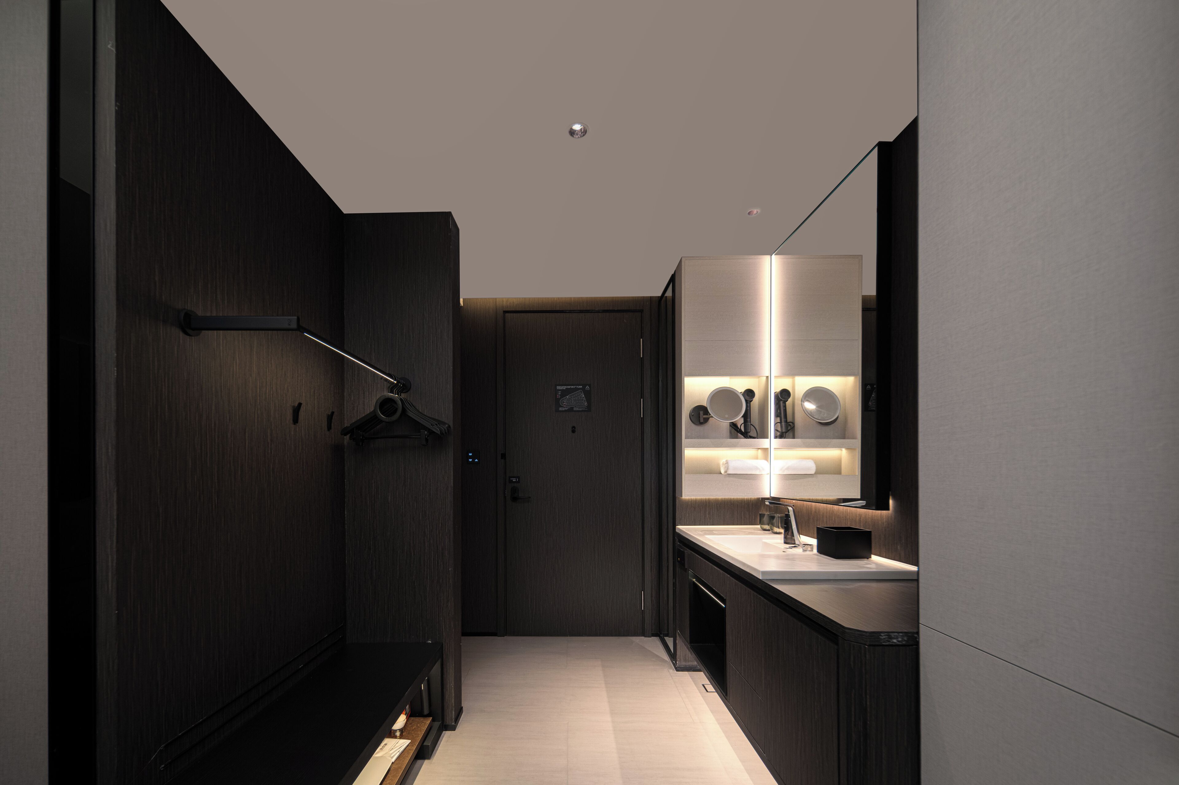 Superior Double Room | Bathroom