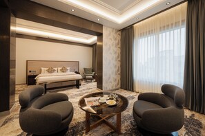 Premium Studio Suite - Ananta Express (Katra)