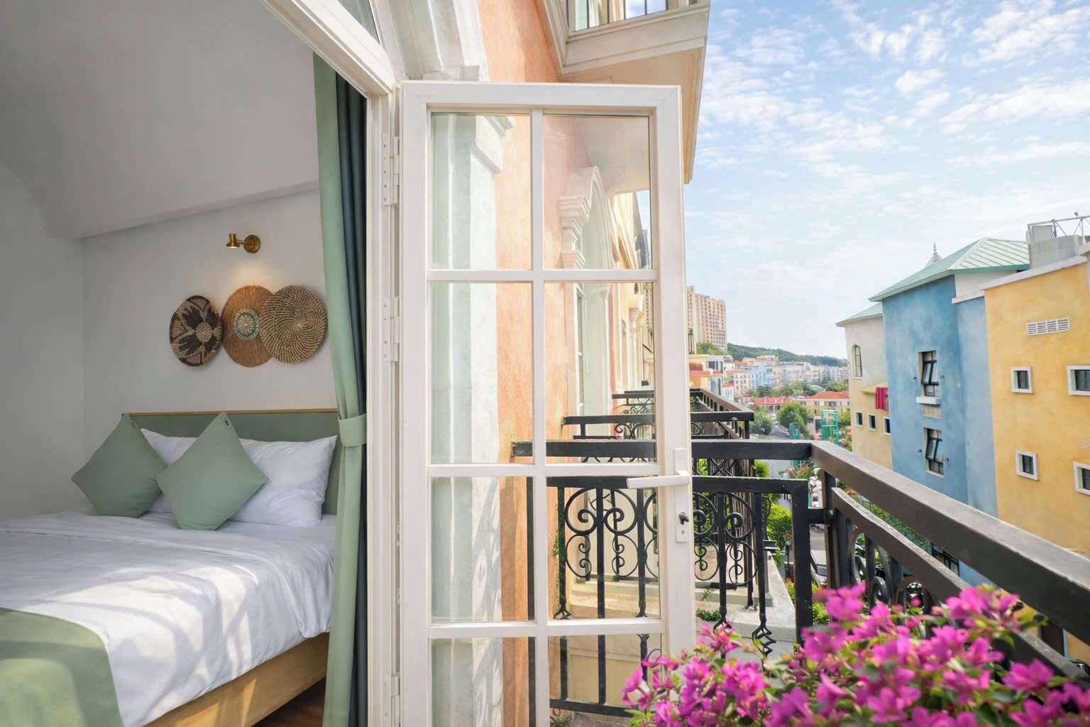 Family Suite with Balcony | Utsikt fra balkong