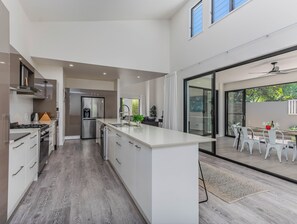 House, 4 Bedrooms, Private Bathroom | Private kitchen - Longboard Coastal Retreat (Kingscliff)
