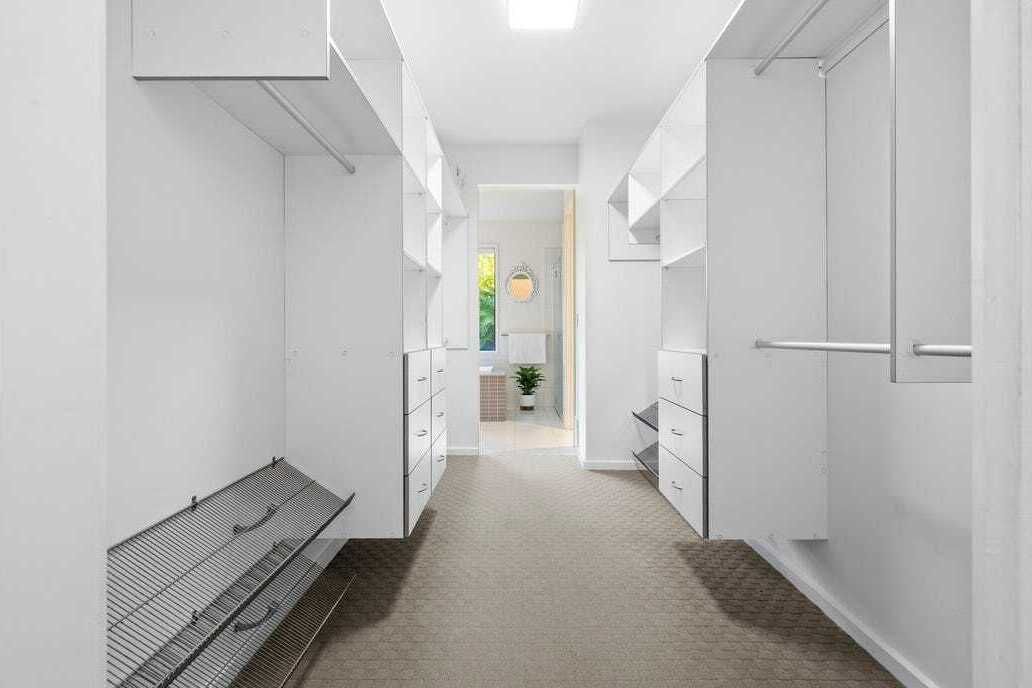 House, 4 Bedrooms, Private Bathroom | Interior