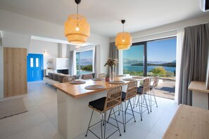 Dining - Villa Katerina-Stylish 4DR villa with Sea View (Perigiali)