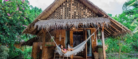 Cottage, Garden View | In-room safe, free WiFi