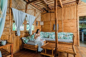 Living area - Tongo Hill Cottages (Moalboal)
