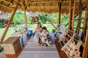 Children’s area - Tongo Hill Cottages (Moalboal)