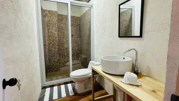 Comfort Apartment, Balcony, Lagoon View | Bathroom