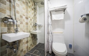 Kahden hengen standard-huone (kaksi sänkyä) | Kylpyhuone