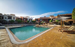 Outdoor pool - Spacious house with terrace and pool in Tenerife (San Miguel de Abona)