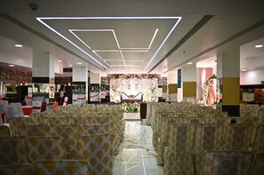 Banquet hall - THE SPARK Gorakhpur Divya Nagar (Gorakhpur)