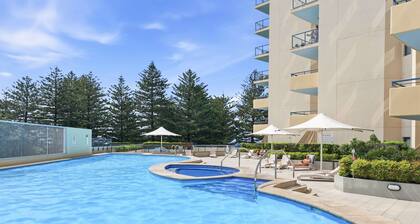 MetaWiseBnB Luxury North-Facing 2BR Near Beach 5