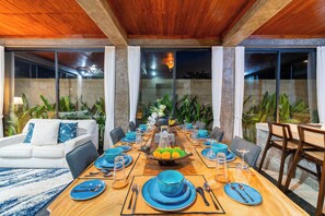 Dining - Melasti Beach Villa (Ungasan)