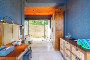 Deluxe Villa | Premium bedding, in-room safe, soundproofing, iron/ironing board - Melasti Beach Villa (Ungasan)
