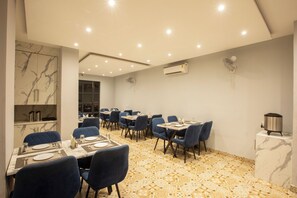 Dining - Hotel Grace (New Delhi)