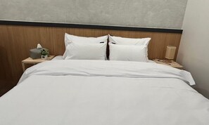 Standard Double Room | Individually decorated, individually furnished, desk, free WiFi - Brown Dot Hotel Geoje Gohyeon Branch (Geoje)
