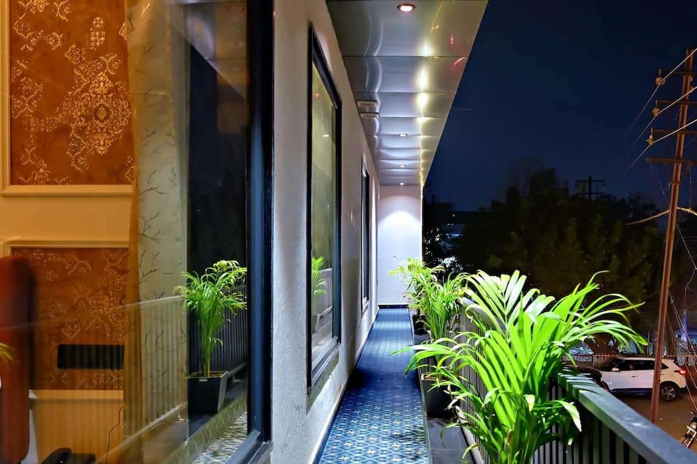 Homestay By cafe9 - Baba Bakala