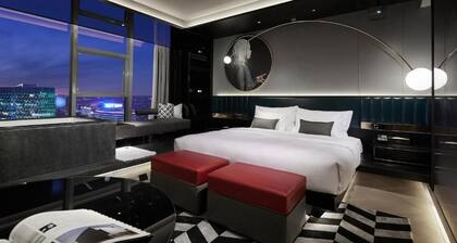 SEYA Panoramic Hotel - Chengdu Tianfu Square Chunxi Road - Managed by SEYA GROUP