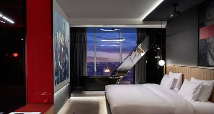 SEYA Panoramic Hotel - Chengdu Tianfu Square Chunxi Road - Managed by SEYA GROUP