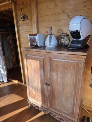 Interior - Gîte roulotte 2 personnes (Meyssac)