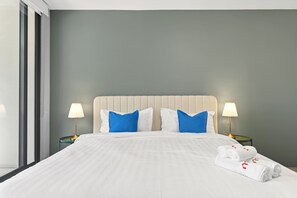 1 bedroom, desk, iron/ironing board, WiFi - MetaWise BNB Modern Studio in Central Cronulla 2 (Cronulla)