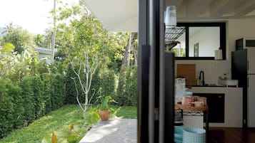 Villa, 2 Bedrooms, Smoking, Private Pool | Private kitchen