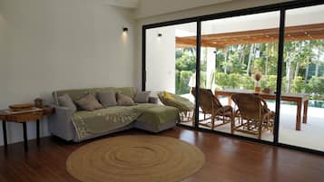 Villa, 2 Bedrooms, Smoking, Private Pool | Living room