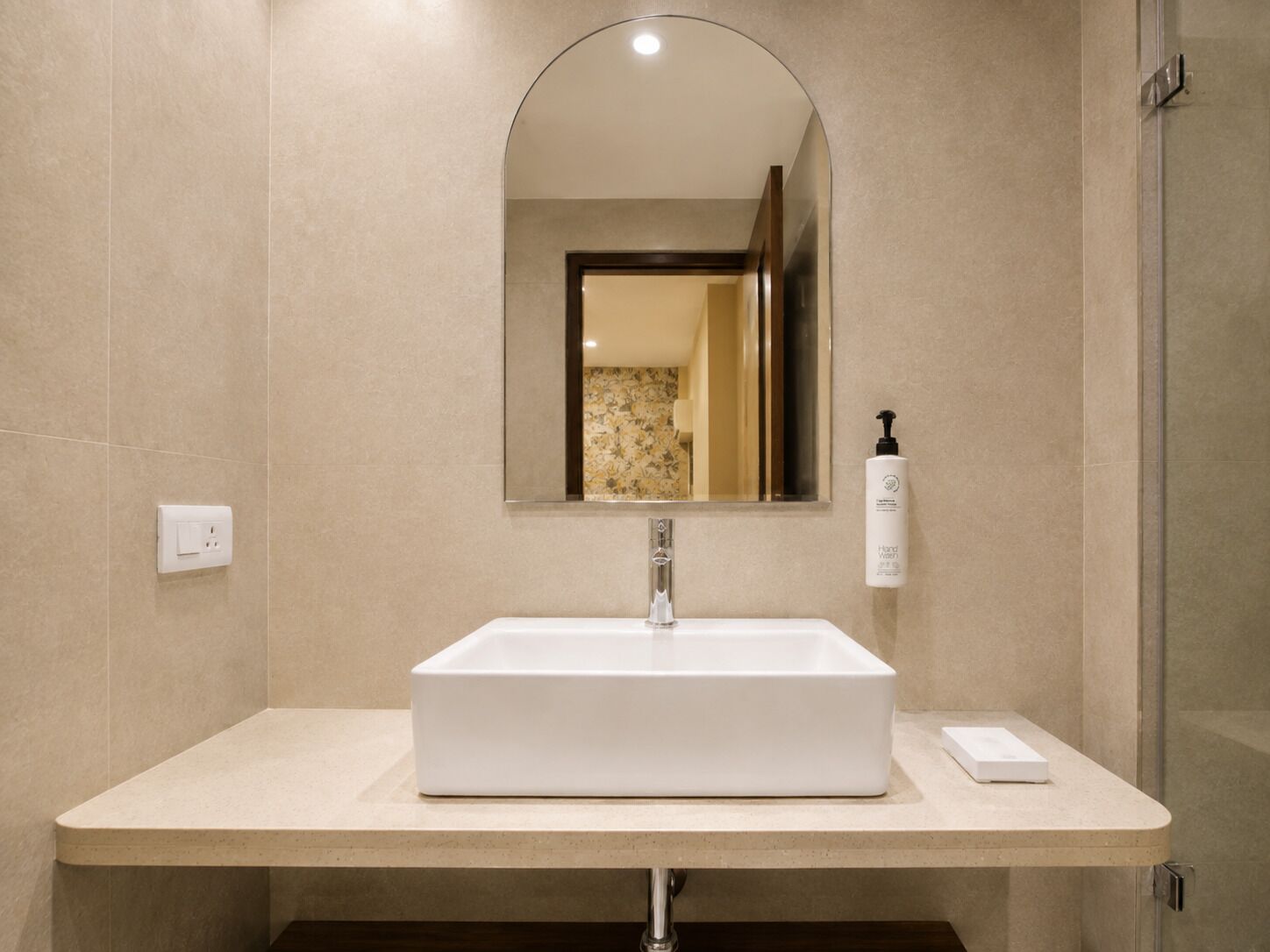 Superior-Zimmer | Badezimmer | Dusche, Handtücher, Seife, Shampoo