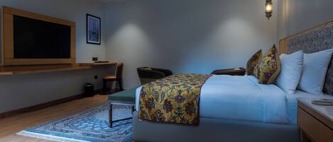 Ropa de cama hipoalergénica, minibar y cortinas blackout