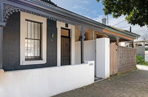 Exterior - Lovely & Spacious 2-BR home in Norwood (Norwood)