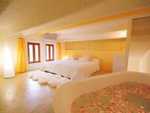 3 Schlafzimmer, Zimmersafe, Schreibtisch, Bügeleisen/Bügelbrett