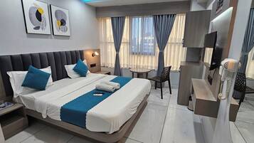 Deluxe Double Room, City View