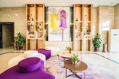 Lavande Hotels Luzhou Bubugao Xintiandi