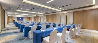 Holiday Inn Express Qiliping by IHG