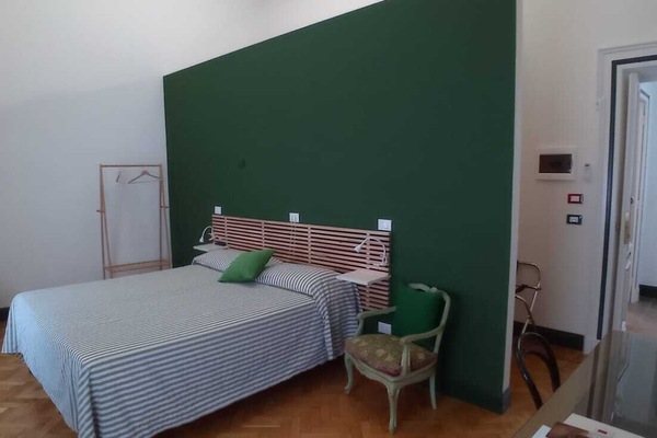 Premium bedding, down comforters, desk, laptop workspace