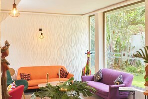 Living area - LE KARE EBENE (Cotonou)