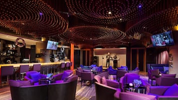 Bar (en el alojamiento)