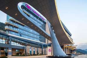 View from property - Crowne Plaza Hangzhou Thousand Island Lake (Hangzhou)