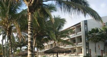 Canarius D Gaibu Hotel