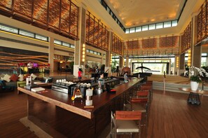 Bar (en el alojamiento)
