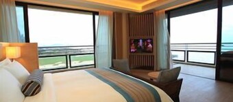 Crowne Plaza Hailing Island by IHG