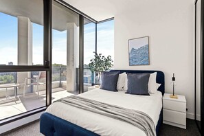 Interior - Modern 2BR Apt w Parking Near Melbourne Central (Melbourne)