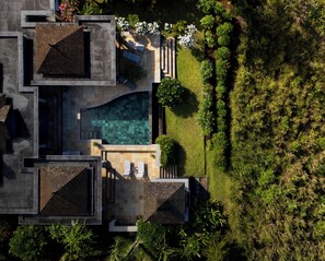 Pool - Spacious 4-Bedroom Ocean View Villa / Infinity Pool & Outdoor Living (Bel Ombre)