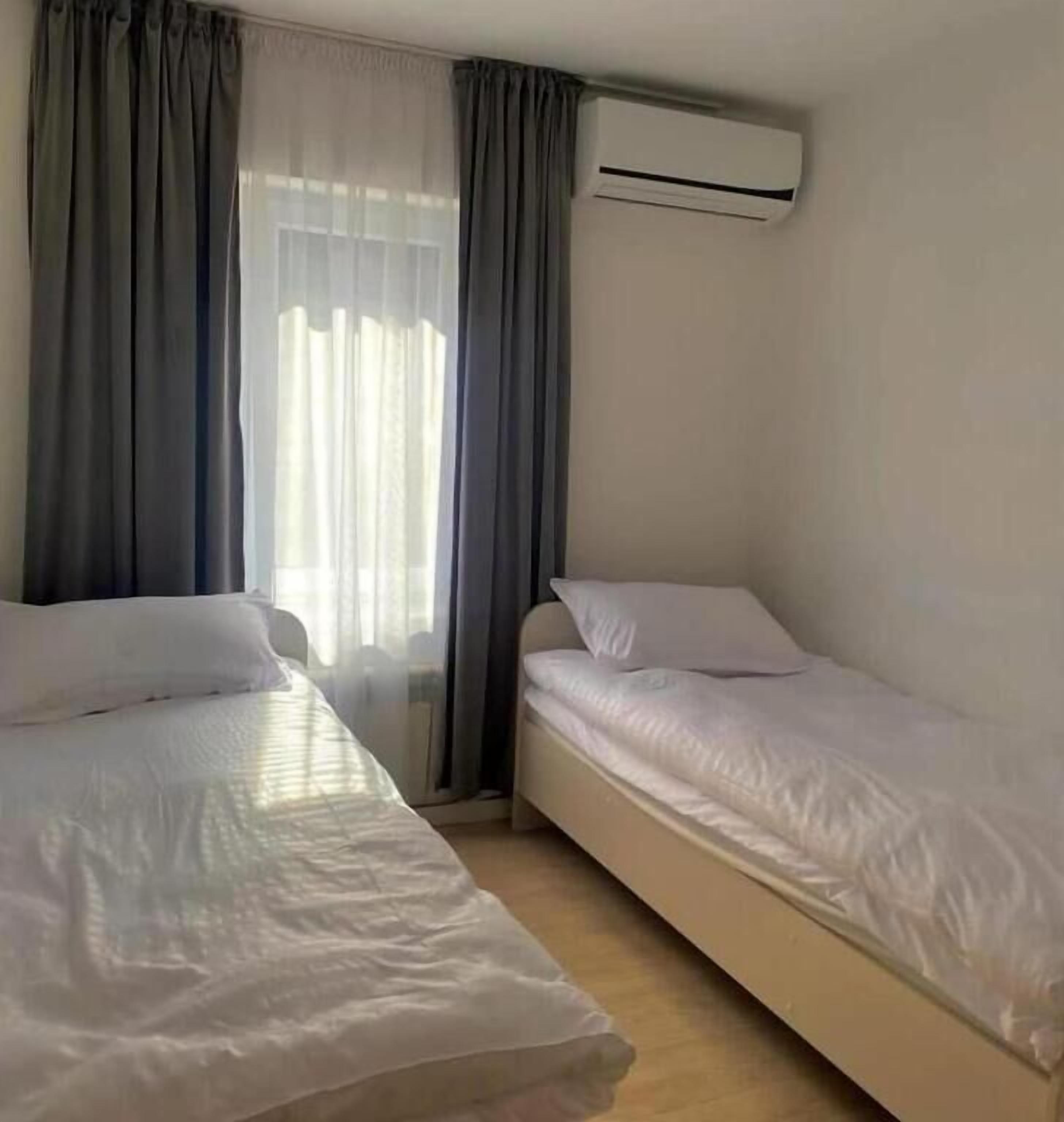 Habitación con 2 camas individuales