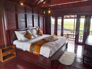 Double Room, 1 Katil Raja (King), Hill View | Wi-fi percuma, cadar katil 