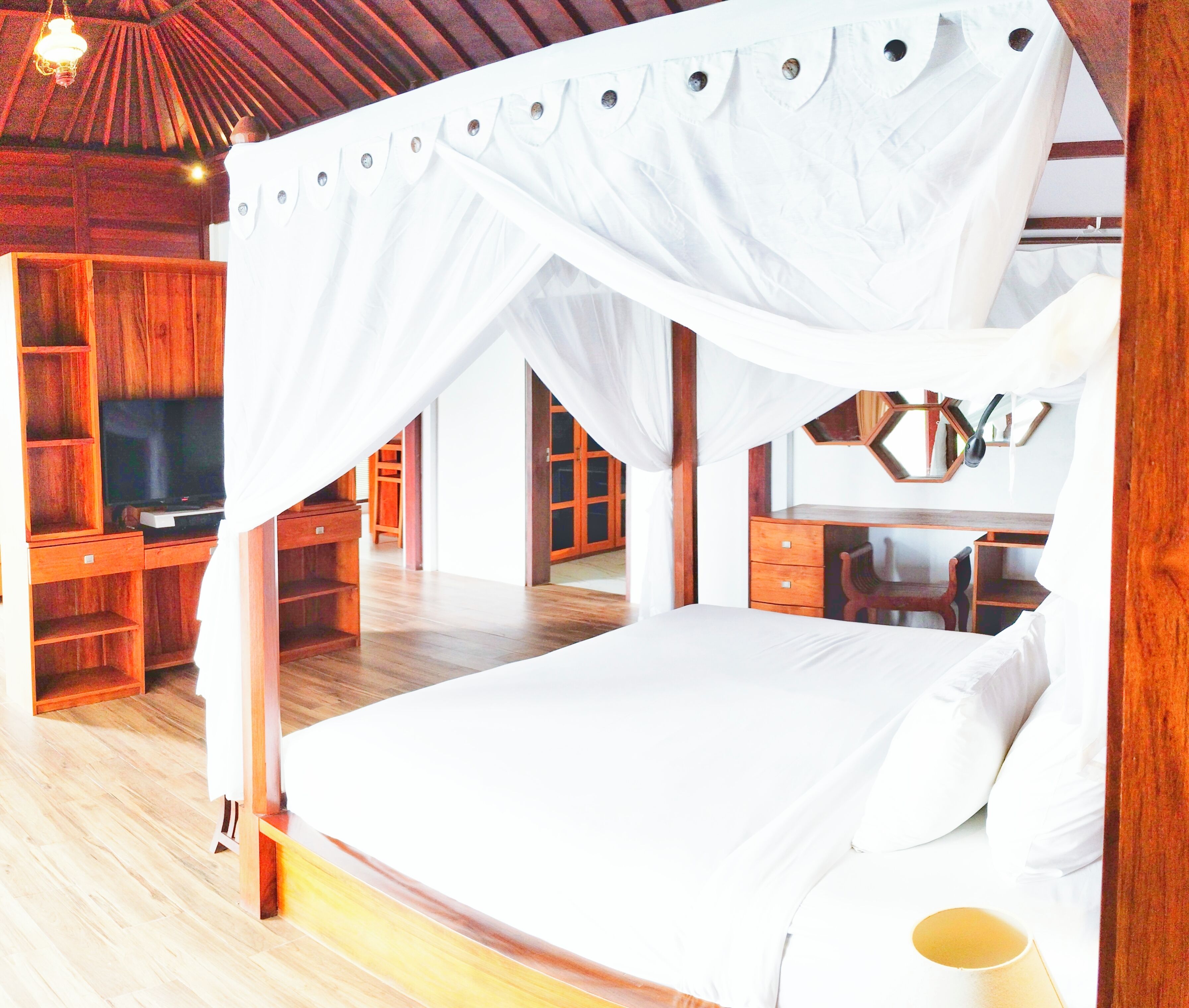Wifi gratis y ropa de cama 