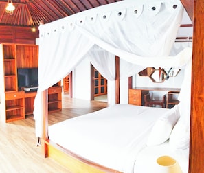 Free WiFi, bed sheets - Merlyn Meadows Retreat (Munduk)