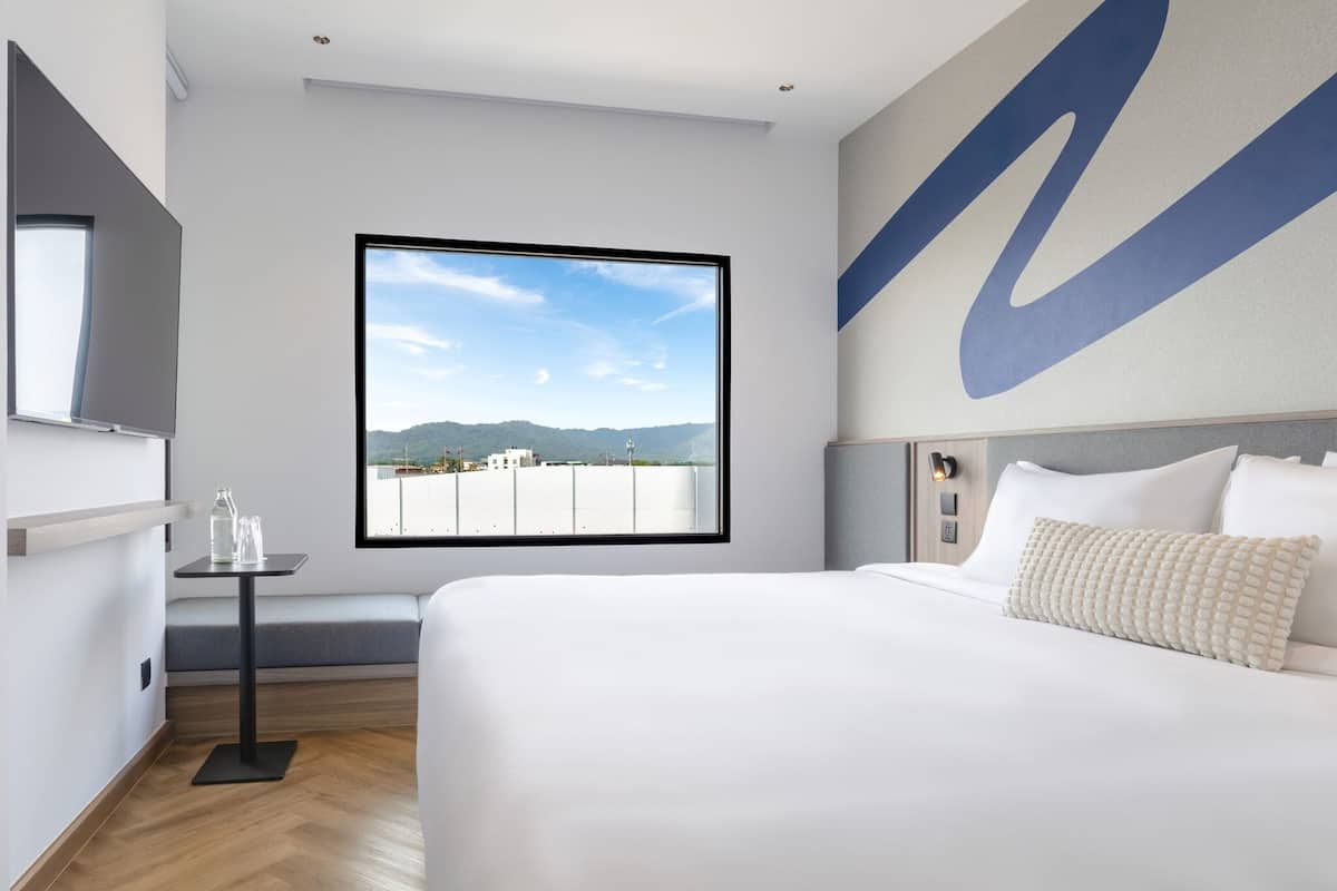 Superior King Room | Free WiFi