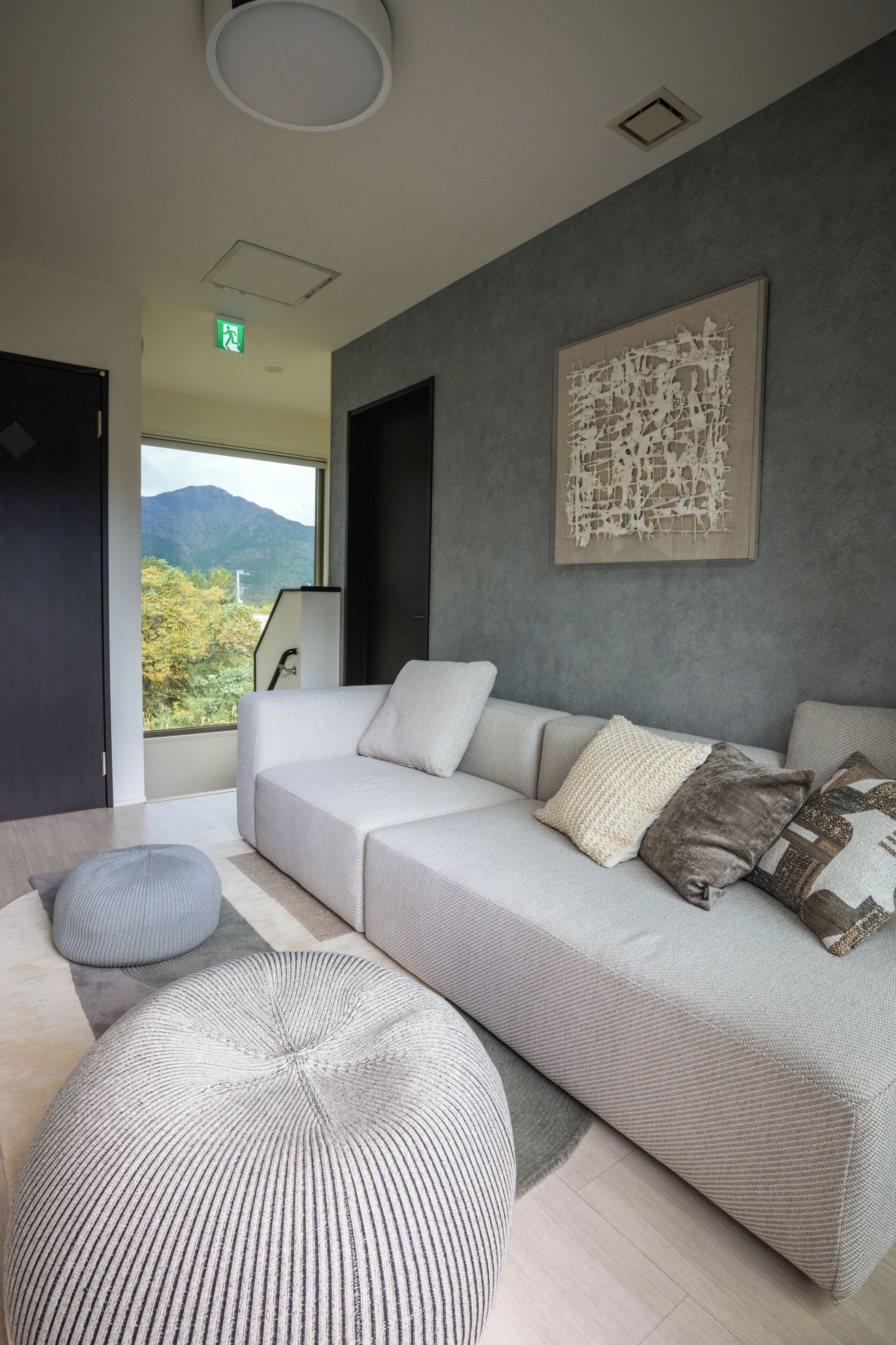 Villa, 3 Bedrooms, Courtyard View | Living area | 40-inch LCD TV with digital channels