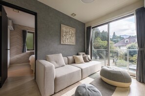 Living area - GUEST VILLA Hakone Sengokuhara Kougen (Hakone)