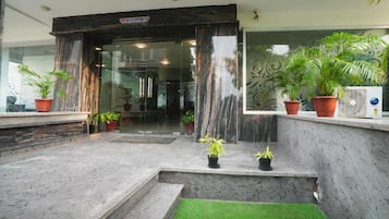 Deluxe Room | Exterior detail