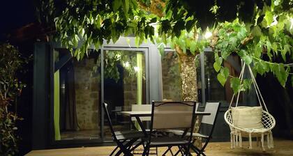 Maison en pierre avec piscine – Nature & calme en Vallée de la Dordogne